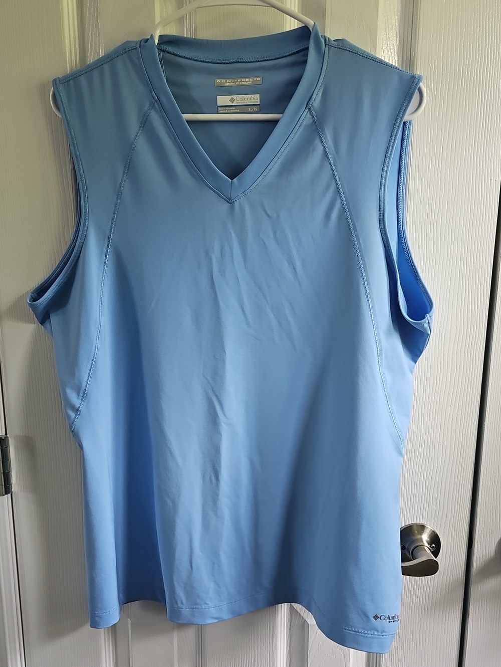 Columbia Sleeveless Top V Neck Size Xl Ceil Color